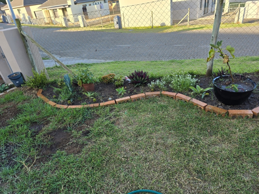 2 Bedroom Property for Sale in Kidds Beach Eastern Cape